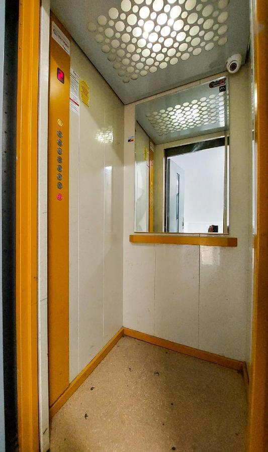 Comfy&Bright 2Bd Family-Friendly Apt Amazing View Bucarest Extérieur photo